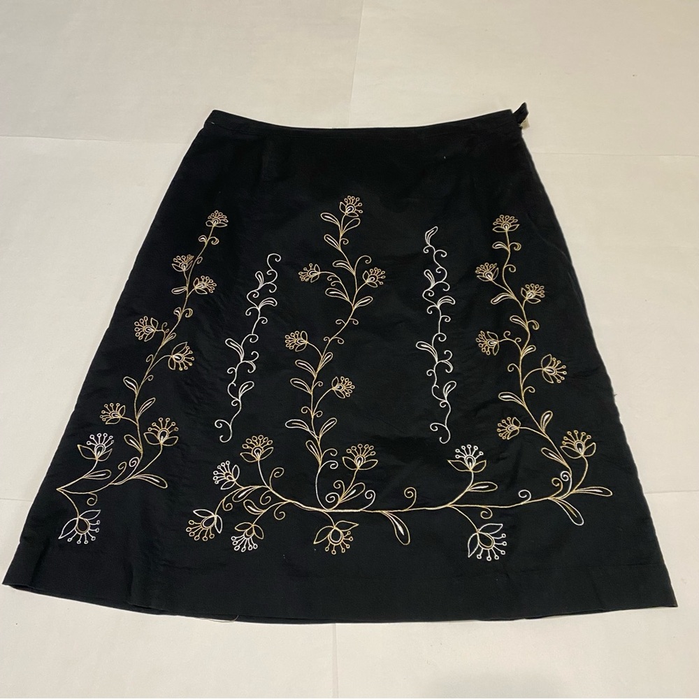 ❤️Will Smith Black Skirt with Gold Floral Design